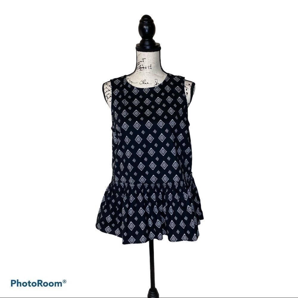 ❤️Time & Tru  Black Sleeveless Top (M)